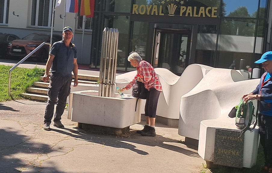 Pri fontane v Turčianskych